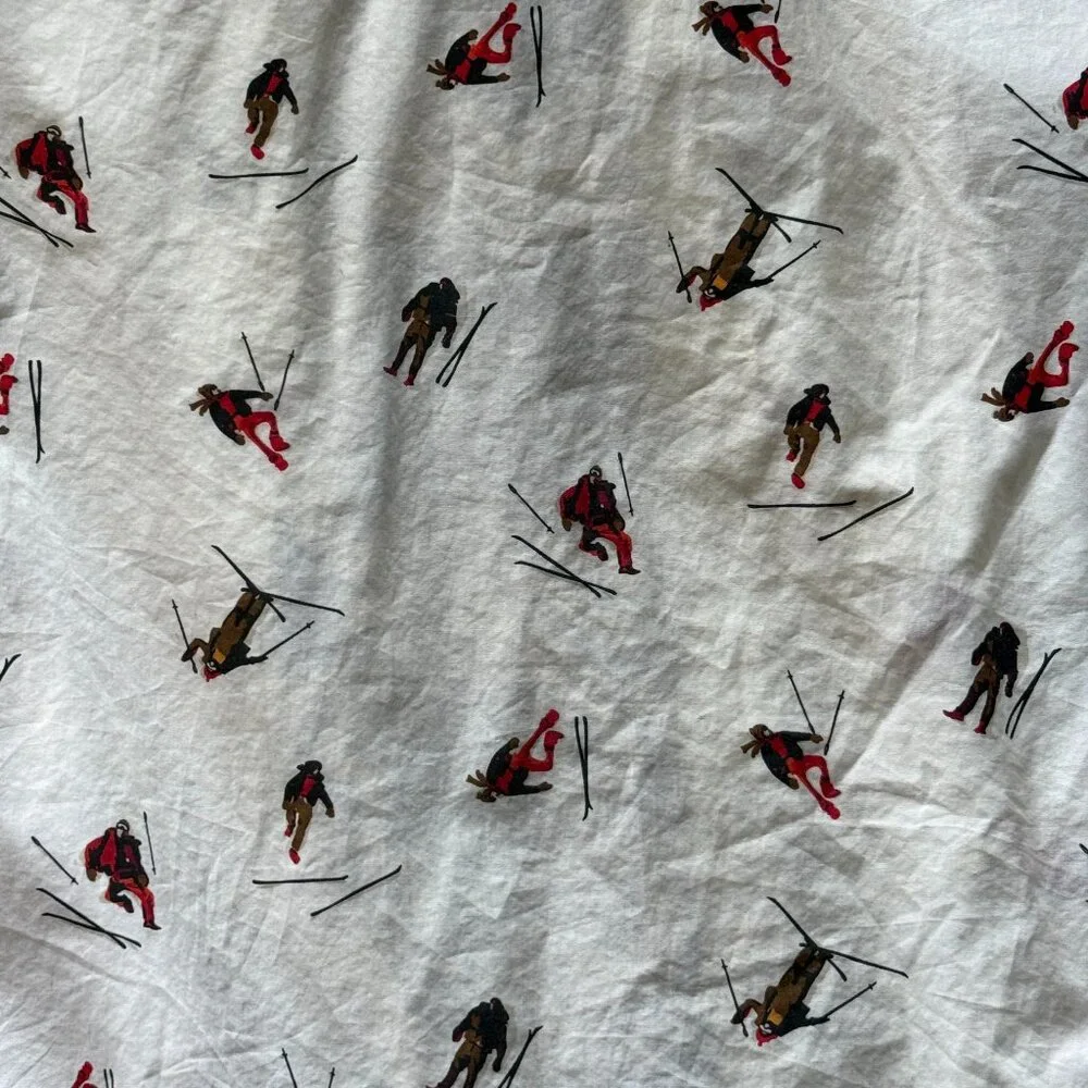 Men's Banana Republic white button up shirt medium preppy winter ski snow sports